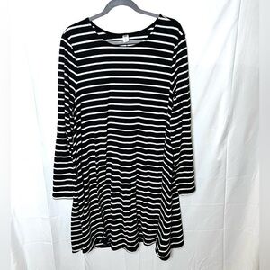 Old Navy Women’s Long Sleeve Striped Dress XXL